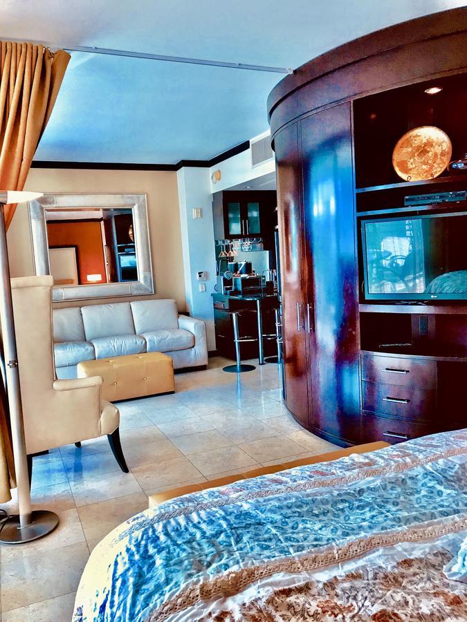 Apartment At De Soleil Hotel On Ocean Drive ميامي بيتش المظهر الخارجي الصورة